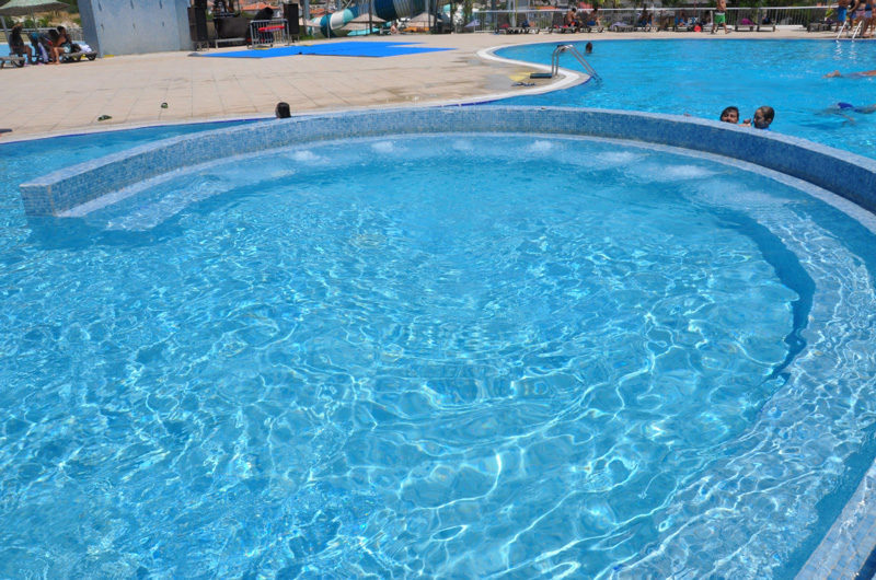 Oasis Aquapark jakuzi havuzu