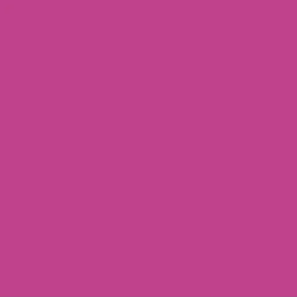 kış ayı favori renkler pantone rose violet rengi